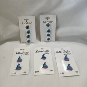 14 Sailboat Buttons White Blue 9/16 in Blue Red 5/8in x 3/4in LaMode B10f